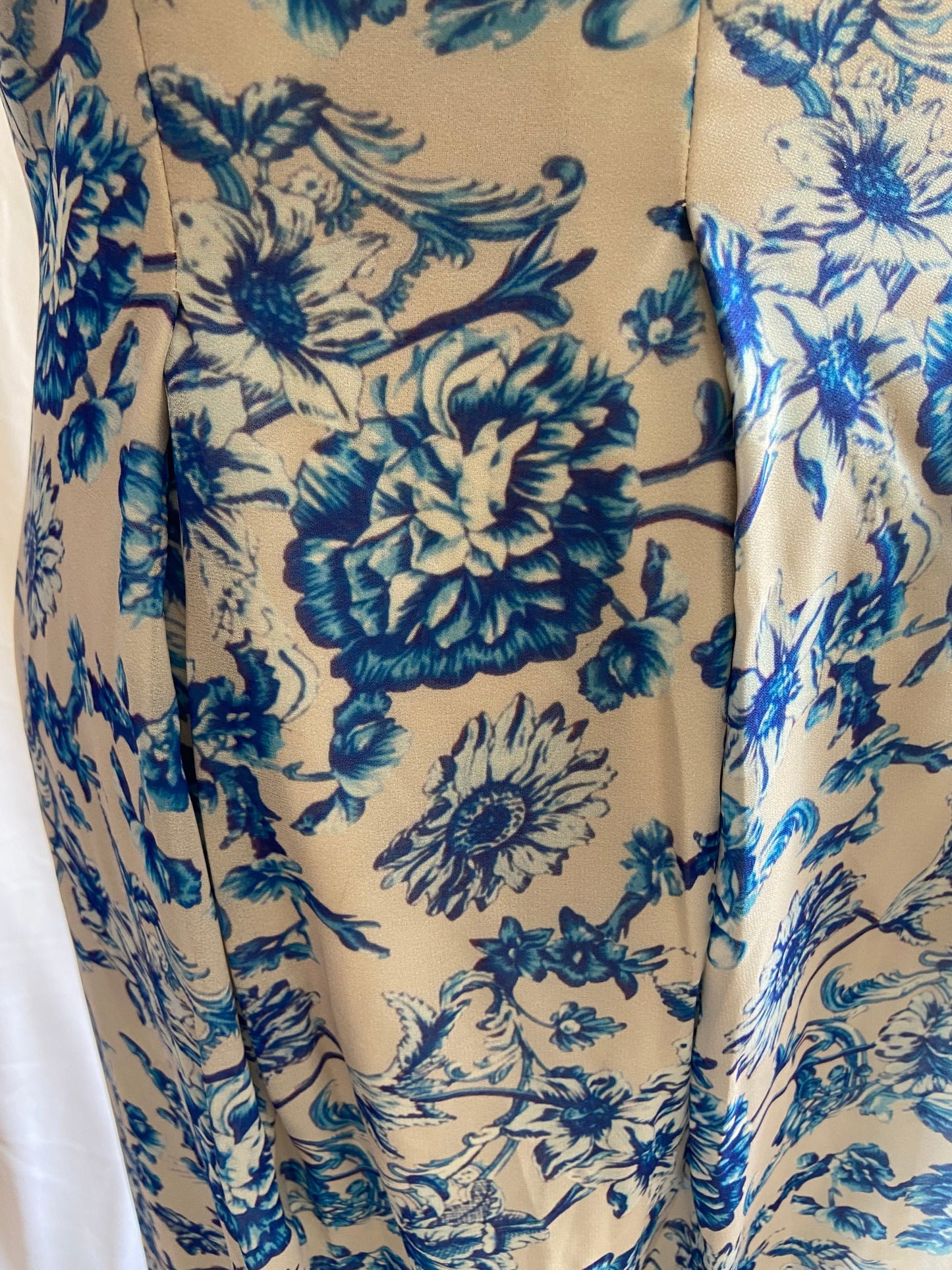 Elegant Blue Floral Print Spaghetti Strap Maxi Dress