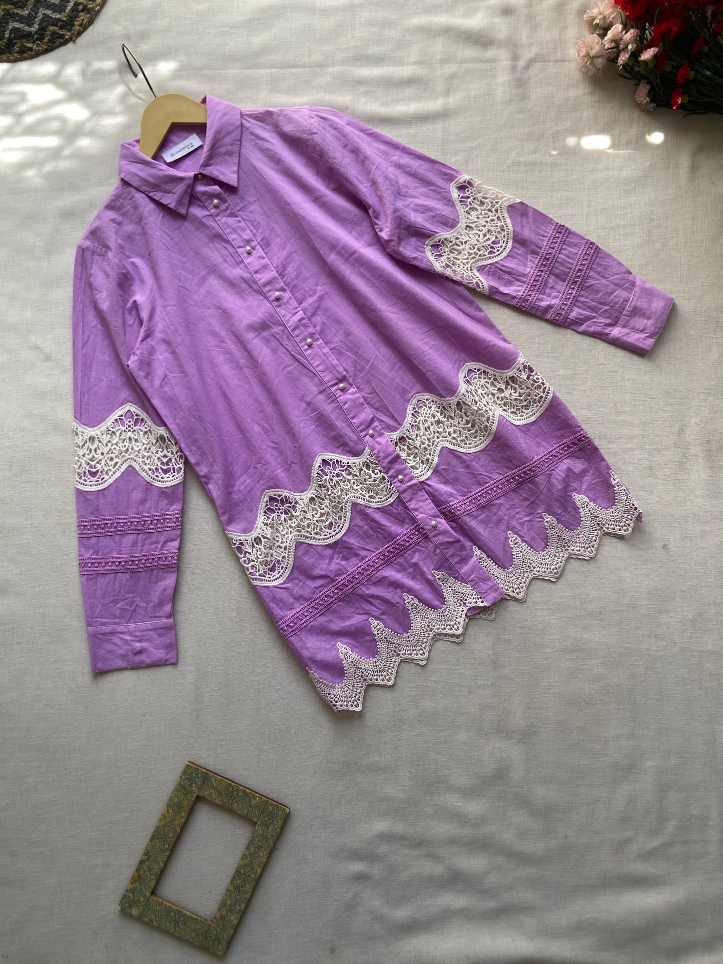 Elegant Lavender Shirt with Intricate White Lace Detailing