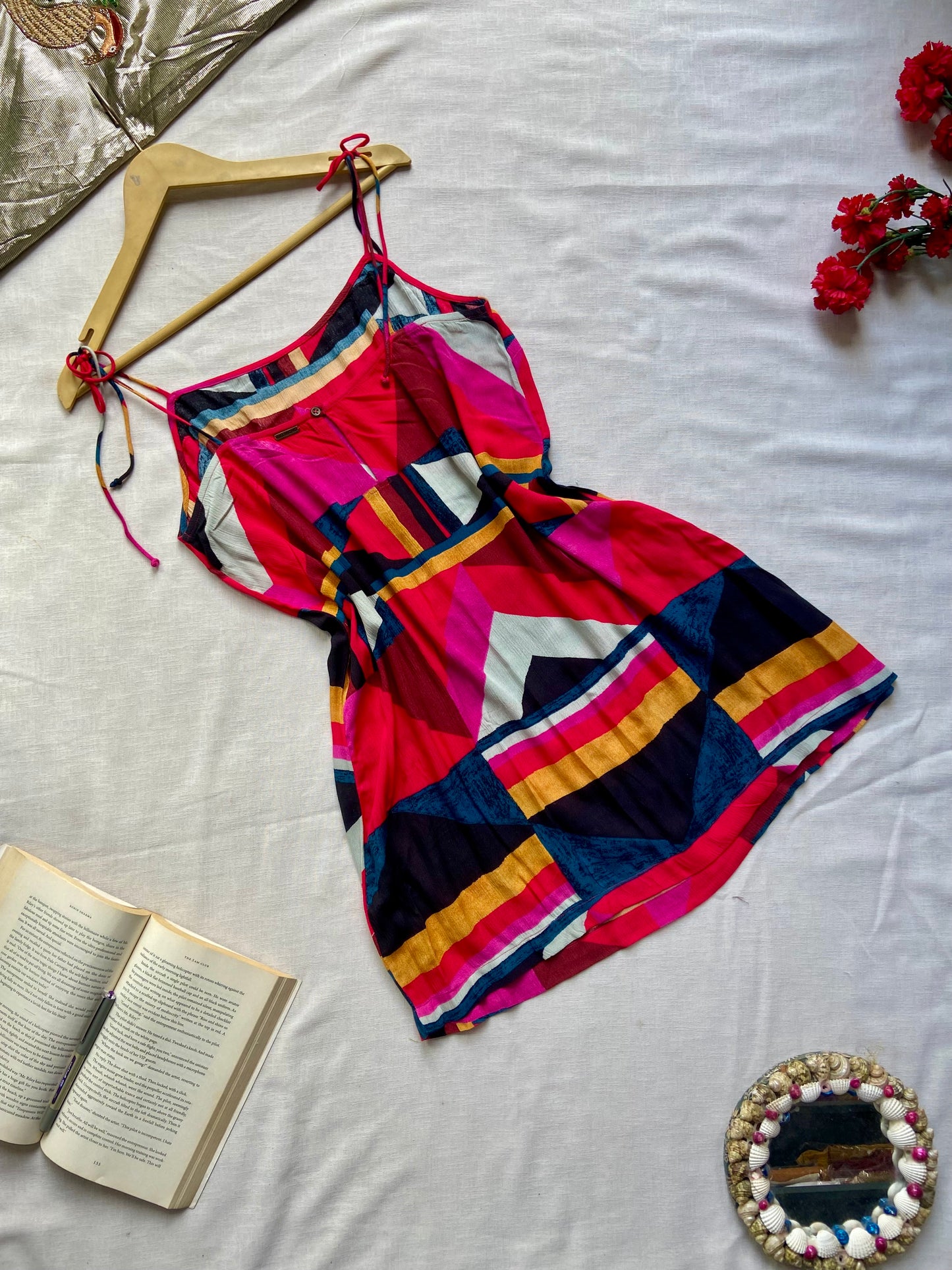 Vibrant Geometric Print Sleeveless Mini Dress