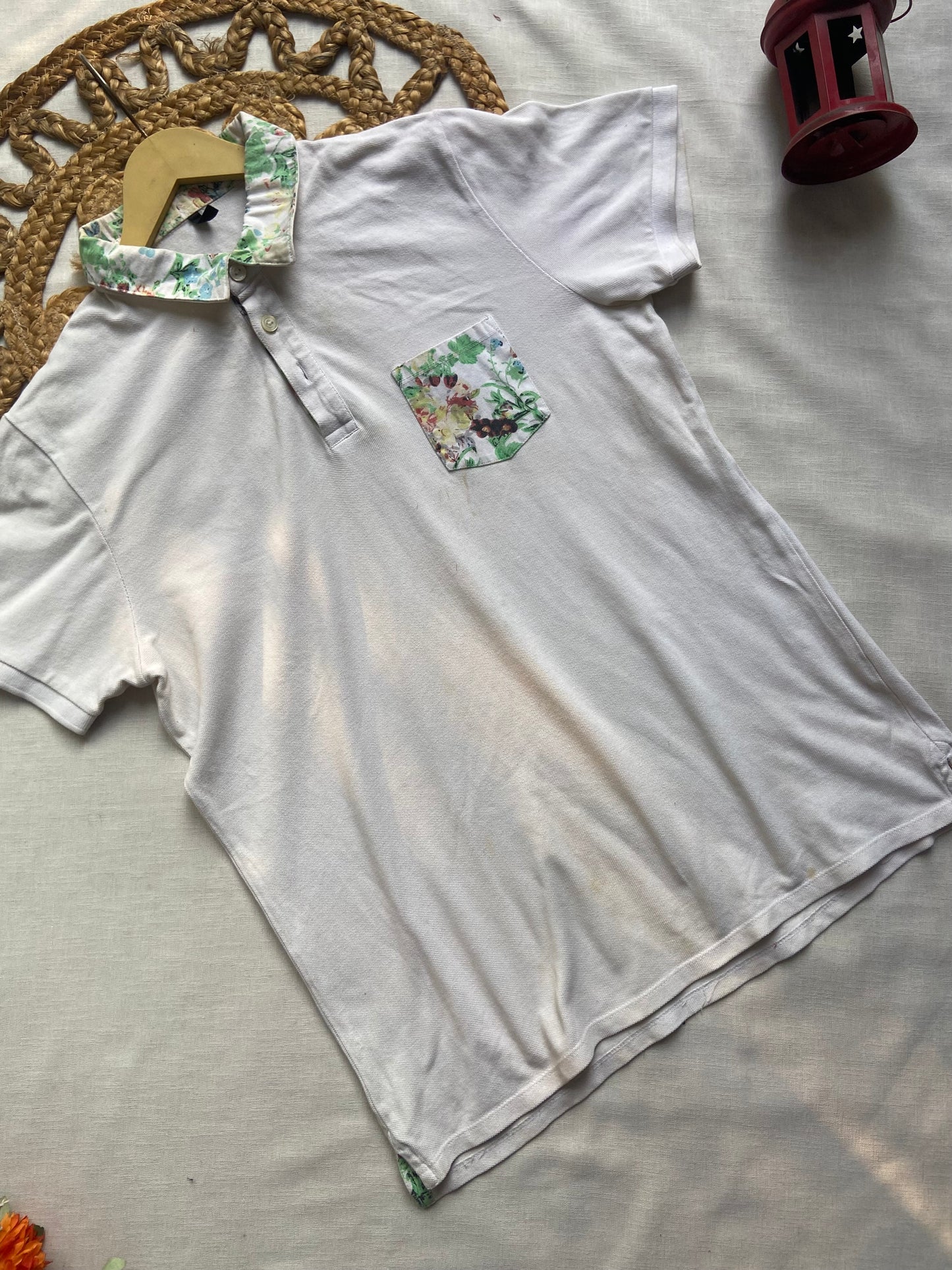 Men's White Polo T-Shirt with Floral Collar & Pocket