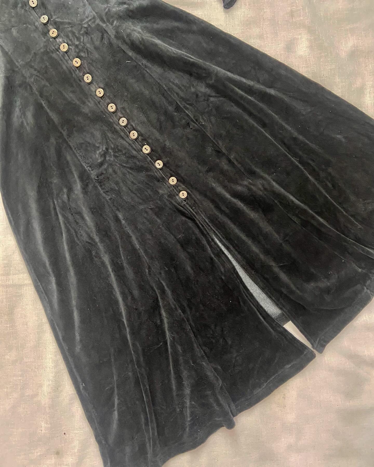 Black Velvet Longline Button