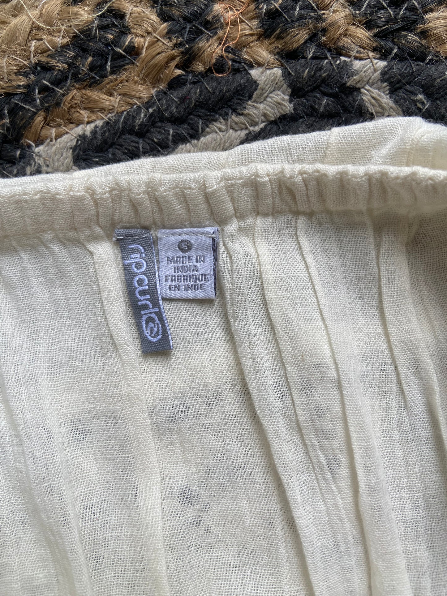 Women's Off-Shoulder White Boho Crop Top with Lace & Tassel Detailing