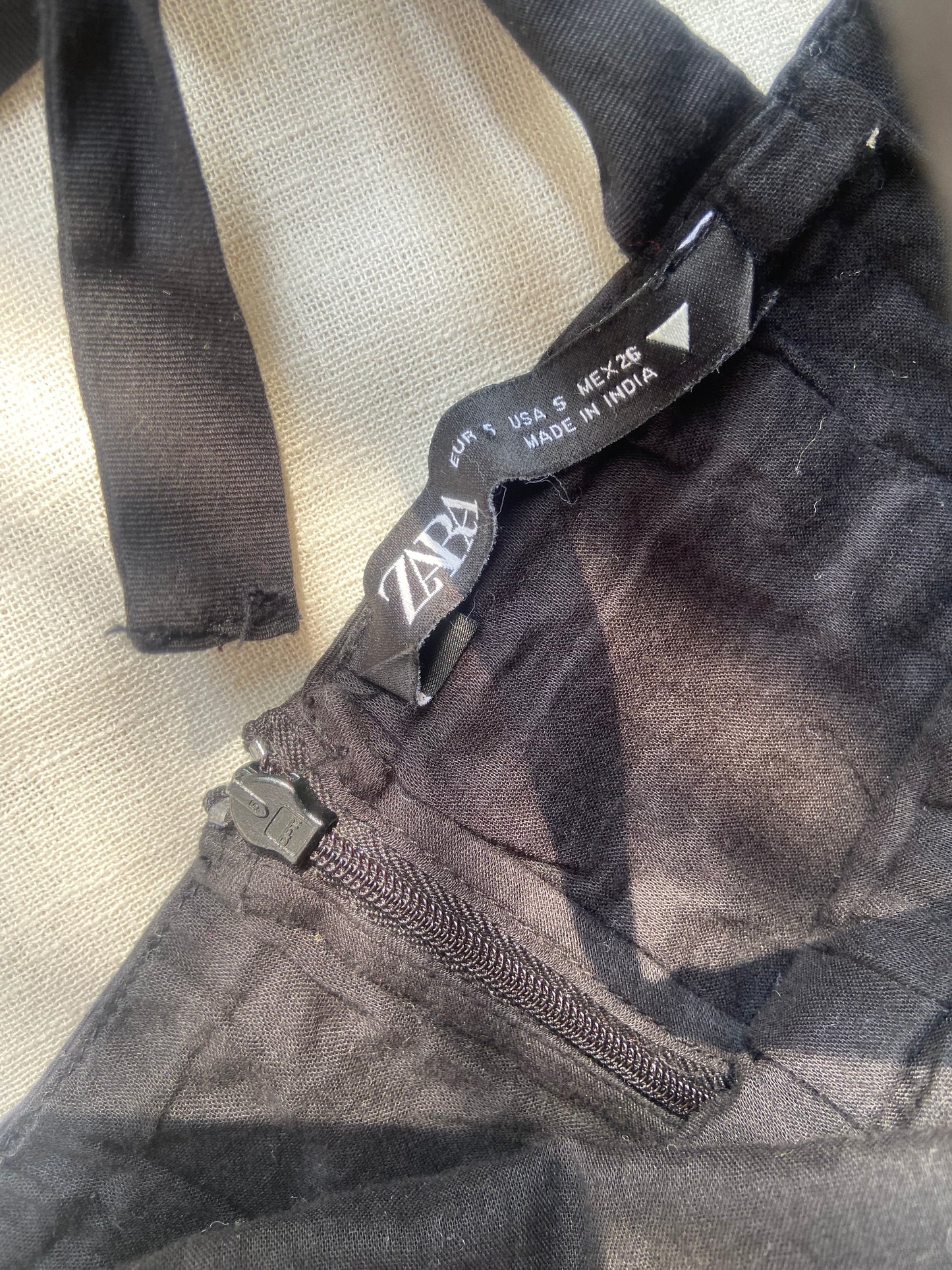 Elegant Black Sleeveless Summer Dress