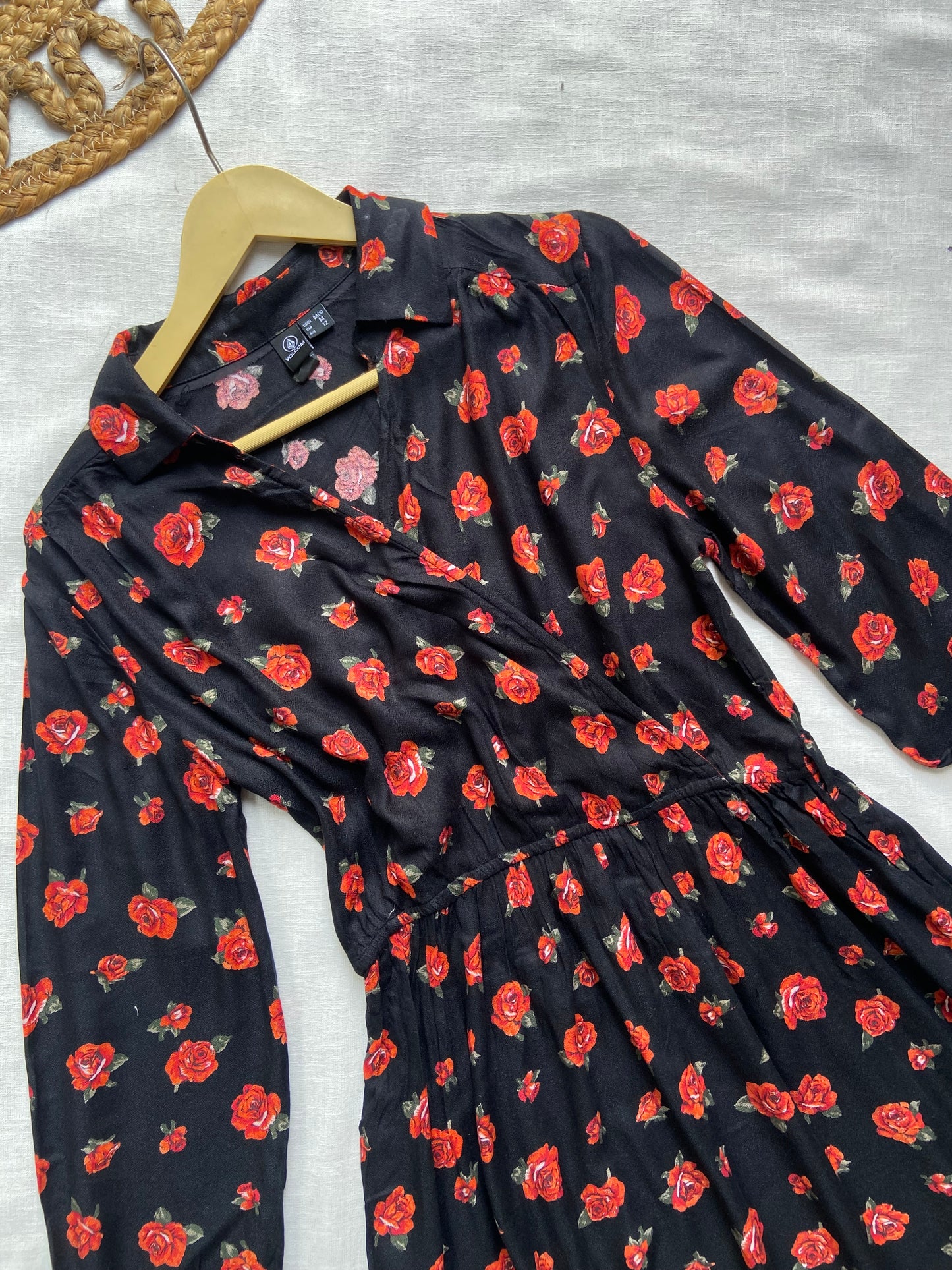 Women's Black Floral Print Long Sleeve Mini Dress