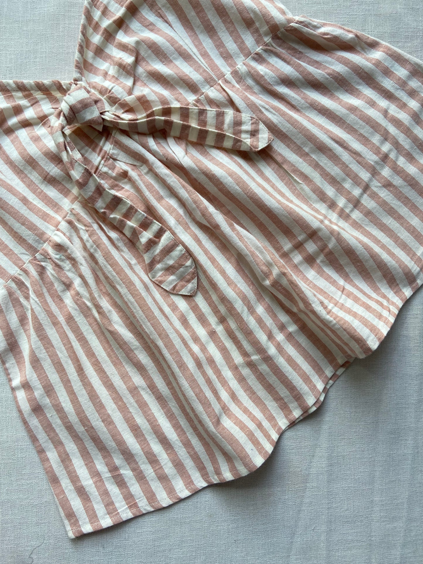 Women's Striped Tie-Front Camisole Top – Casual Summer Sleeveless Top